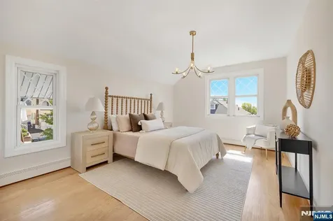 132 Argyle Place Kearny NJ 07032