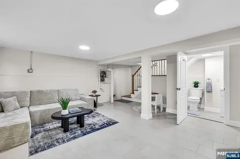 132 Argyle Place Kearny NJ 07032