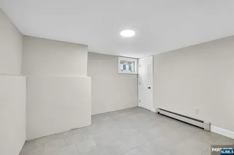 132 Argyle Place Kearny NJ 07032