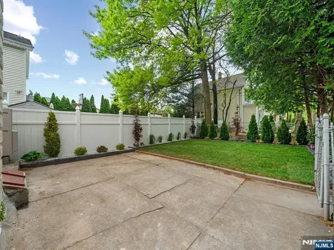 9 Morse Avenue Rutherford NJ 07070