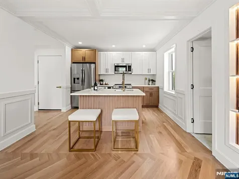 9 Morse Avenue Rutherford NJ 07070