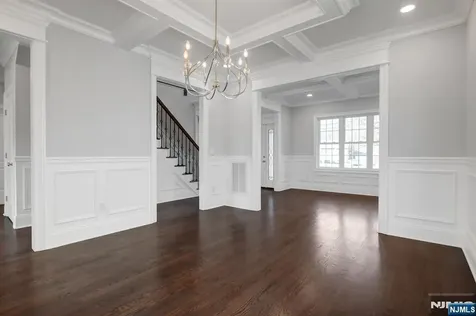 63 Hillside Avenue Livingston NJ 07039