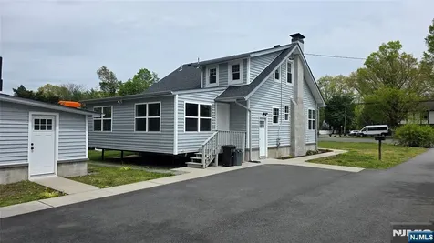 397 Newark Pompton Turnpike Pequannock Township NJ 07444
