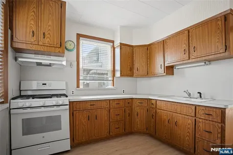 608 Washington Avenue Belleville NJ 07109