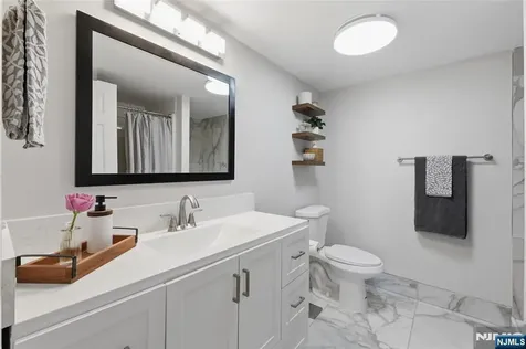 38 Moonachie Road Hackensack NJ 07601