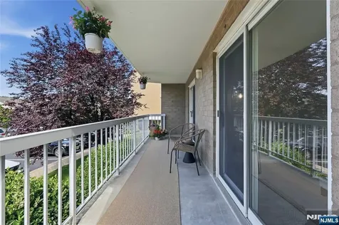38 Moonachie Road Hackensack NJ 07601