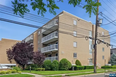 38 Moonachie Road Hackensack NJ 07601