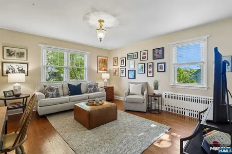 31 Jacobus Avenue Little Falls NJ 07424