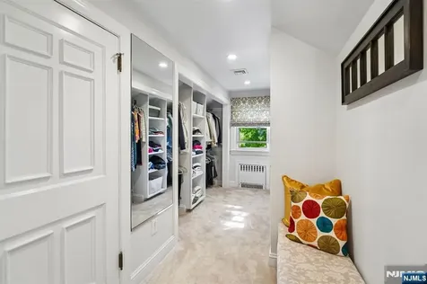 31 Jacobus Avenue Little Falls NJ 07424