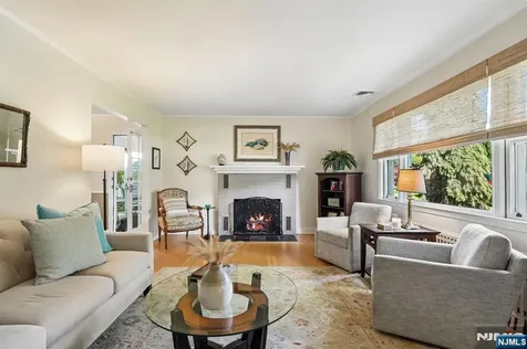 31 Jacobus Avenue Little Falls NJ 07424