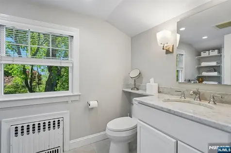 31 Jacobus Avenue Little Falls NJ 07424