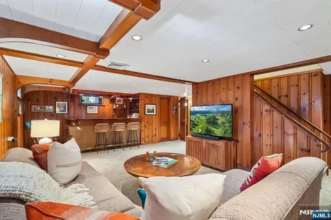 31 Jacobus Avenue Little Falls NJ 07424