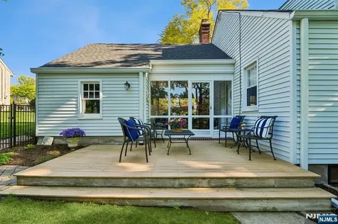 31 Jacobus Avenue Little Falls NJ 07424