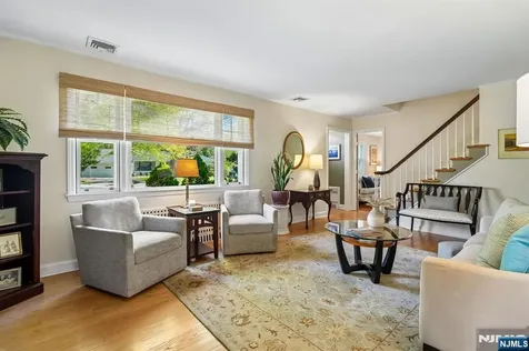 31 Jacobus Avenue Little Falls NJ 07424