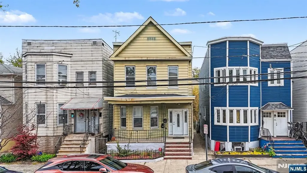 176 Boyd Avenue Jersey City NJ 07304