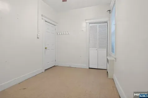 176 Boyd Avenue Jersey City NJ 07304