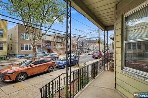 176 Boyd Avenue Jersey City NJ 07304