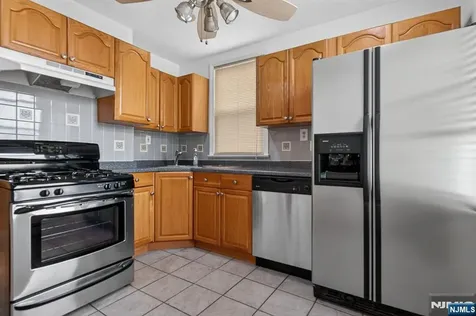 176 Boyd Avenue Jersey City NJ 07304