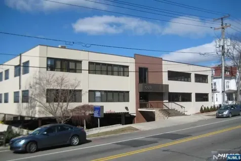 669 Broad Avenue Ridgefield NJ 07657