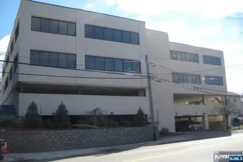 669 Broad Avenue Ridgefield NJ 07657