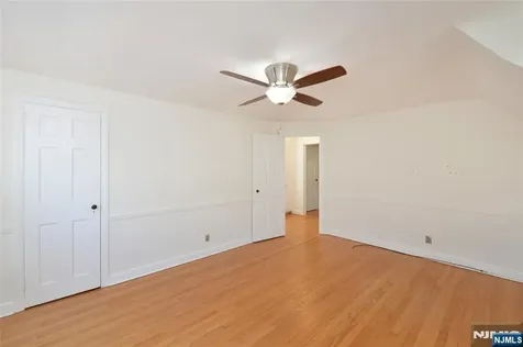 26 Bennett Road Teaneck NJ 07666