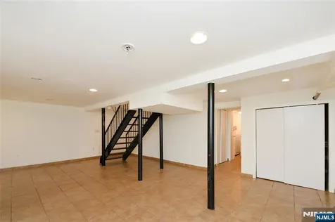 26 Bennett Road Teaneck NJ 07666