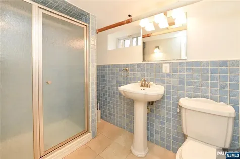 26 Bennett Road Teaneck NJ 07666