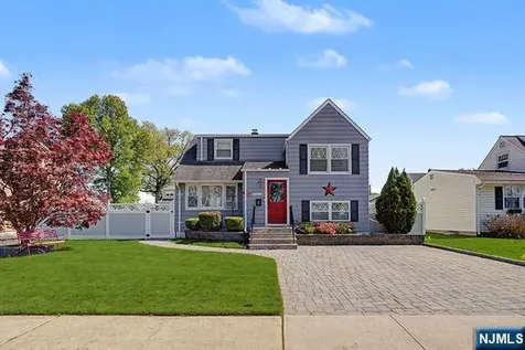 294 Hayes Drive Saddle Brook NJ 07663