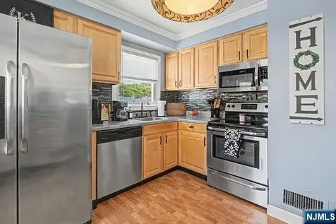 294 Hayes Drive Saddle Brook NJ 07663