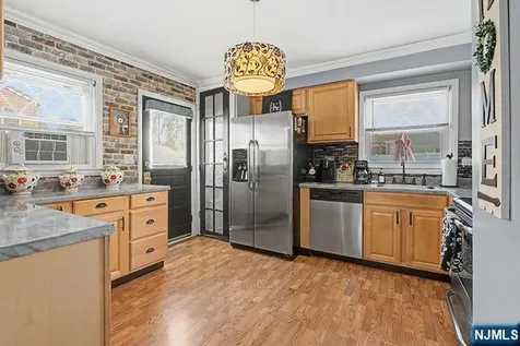 294 Hayes Drive Saddle Brook NJ 07663