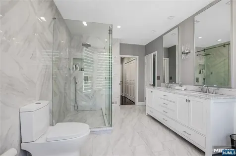 117 Kensington Drive Fort Lee NJ 07024