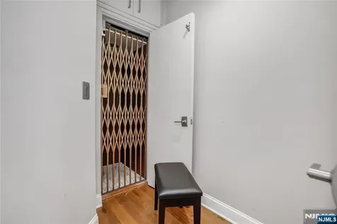 117 Kensington Drive Fort Lee NJ 07024