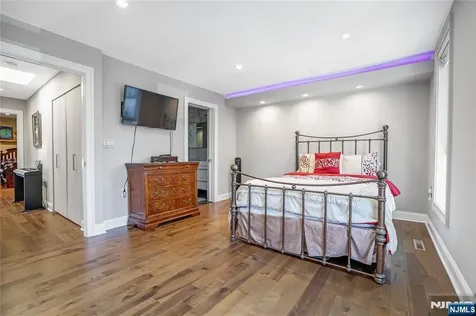 117 Kensington Drive Fort Lee NJ 07024