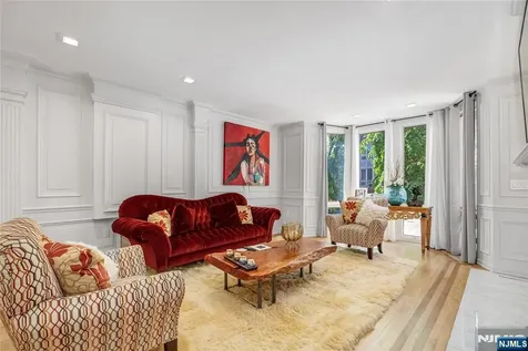 117 Kensington Drive Fort Lee NJ 07024