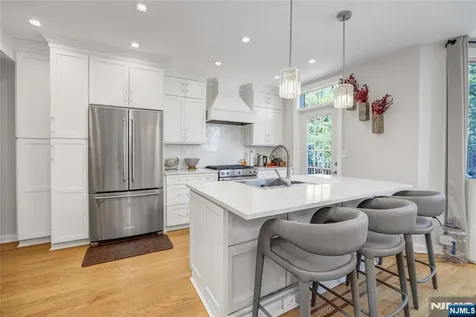 117 Kensington Drive Fort Lee NJ 07024