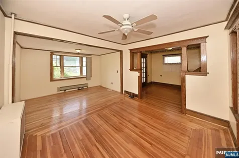116 E Quackenbush Avenue Dumont NJ 07628