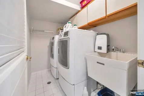 55 Victoria Place Fort Lee NJ 07024
