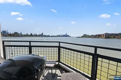 600 Harbor Boulevard Weehawken NJ 07086