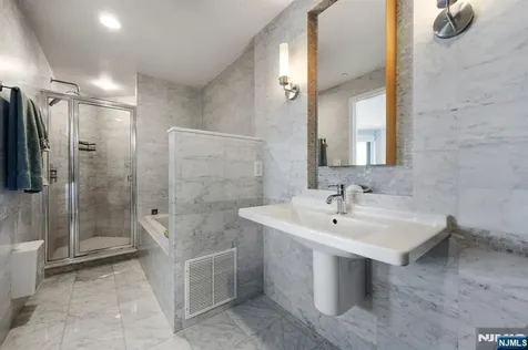 600 Harbor Boulevard Weehawken NJ 07086