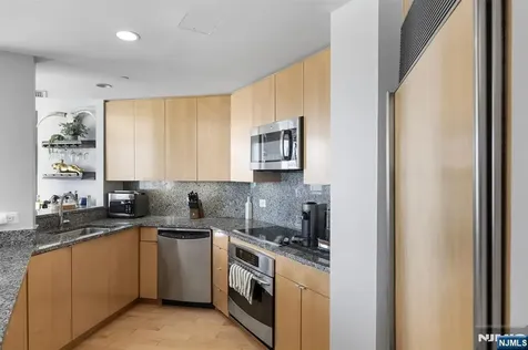 600 Harbor Boulevard Weehawken NJ 07086