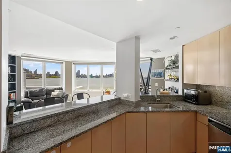600 Harbor Boulevard Weehawken NJ 07086