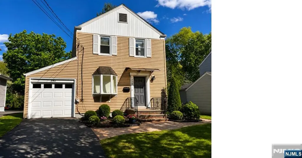 390 Chestnut Street Paramus NJ 07652