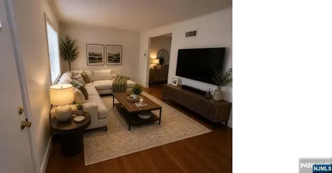 390 Chestnut Street Paramus NJ 07652