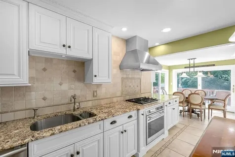24 Vanderbeck Lane Mahwah NJ 07430