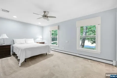 24 Vanderbeck Lane Mahwah NJ 07430