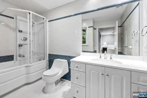 24 Vanderbeck Lane Mahwah NJ 07430