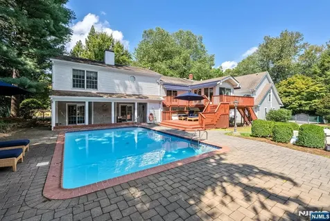 24 Vanderbeck Lane Mahwah NJ 07430