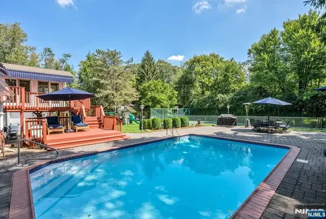 24 Vanderbeck Lane Mahwah NJ 07430
