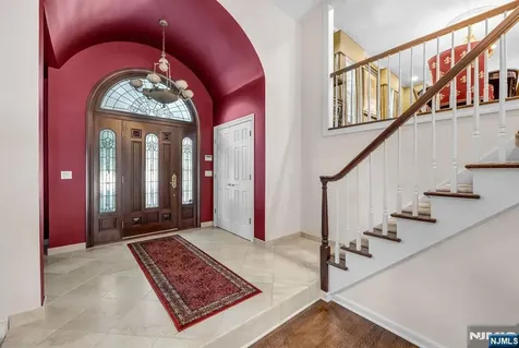 24 Vanderbeck Lane Mahwah NJ 07430