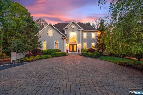 2 Manor Drive Sparta NJ 07871